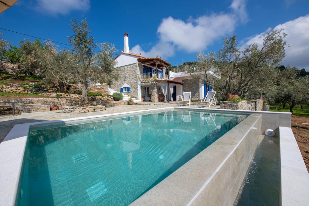 Villa Marouda Glossa Exterior photo