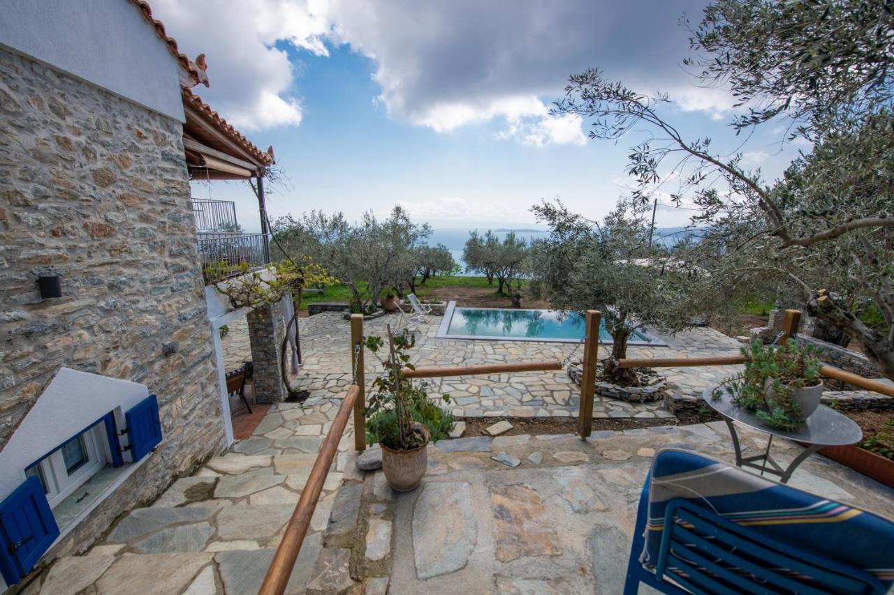 Villa Marouda Glossa Exterior photo